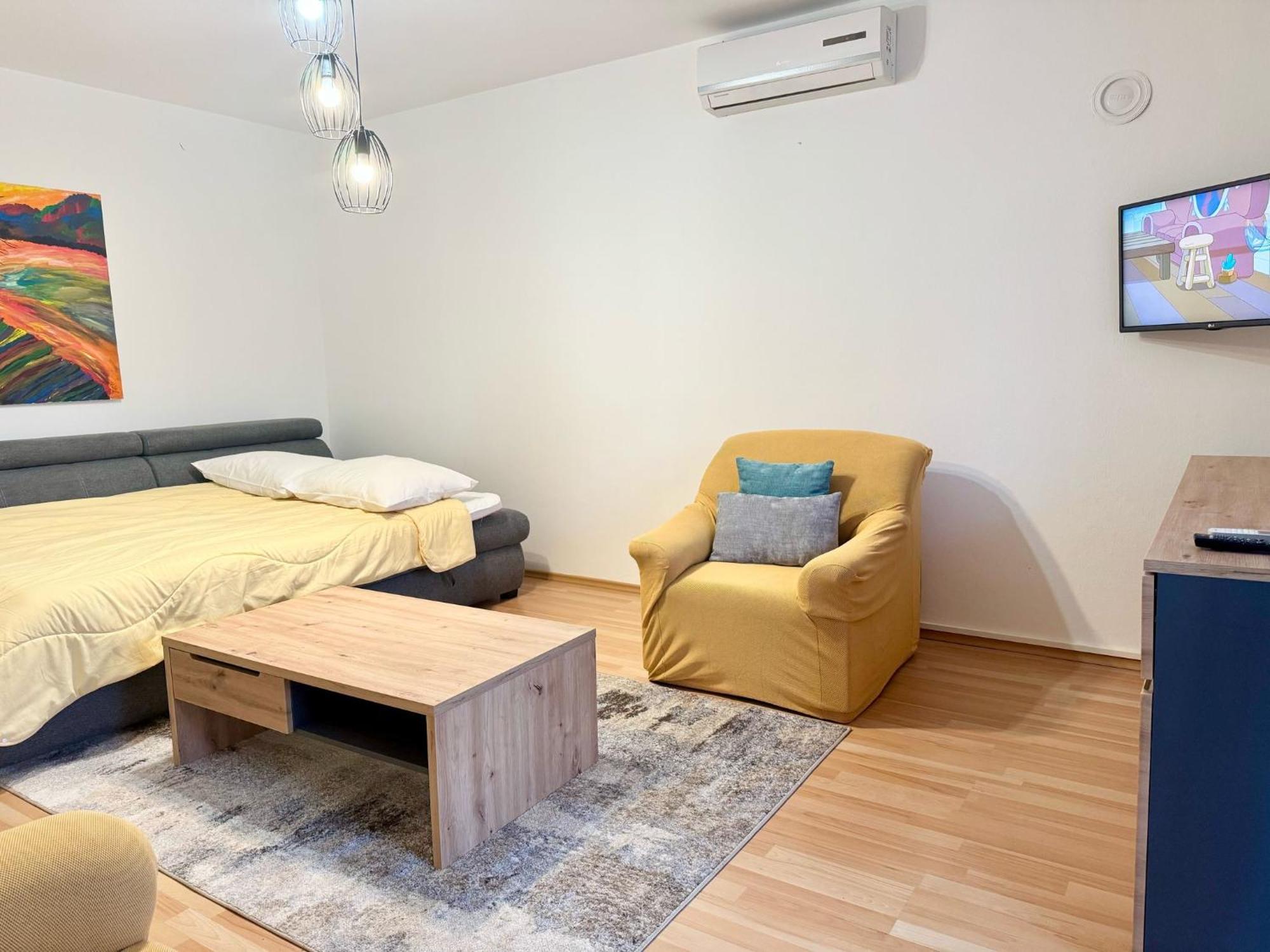 Apartments Nives Пореч Экстерьер фото