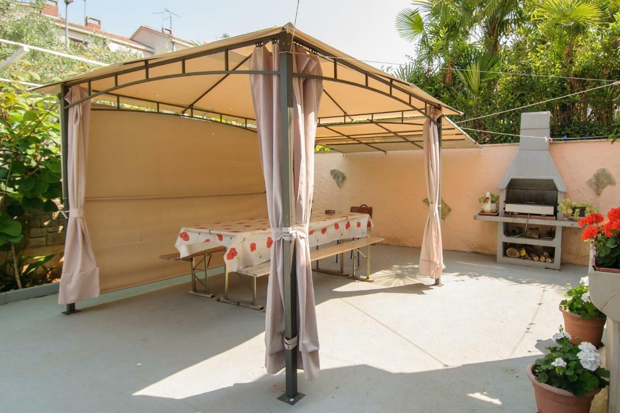 Apartments Nives Пореч Экстерьер фото