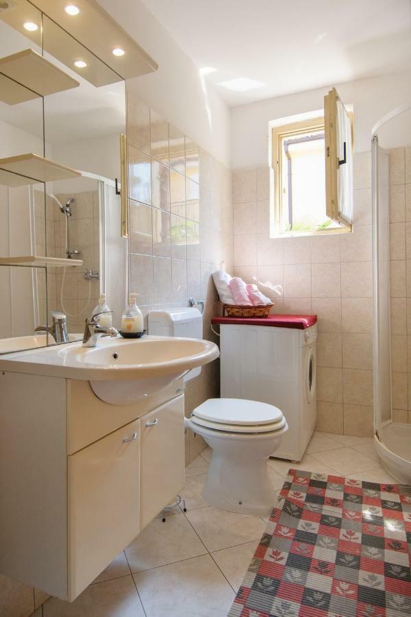 Apartments Nives Пореч Экстерьер фото