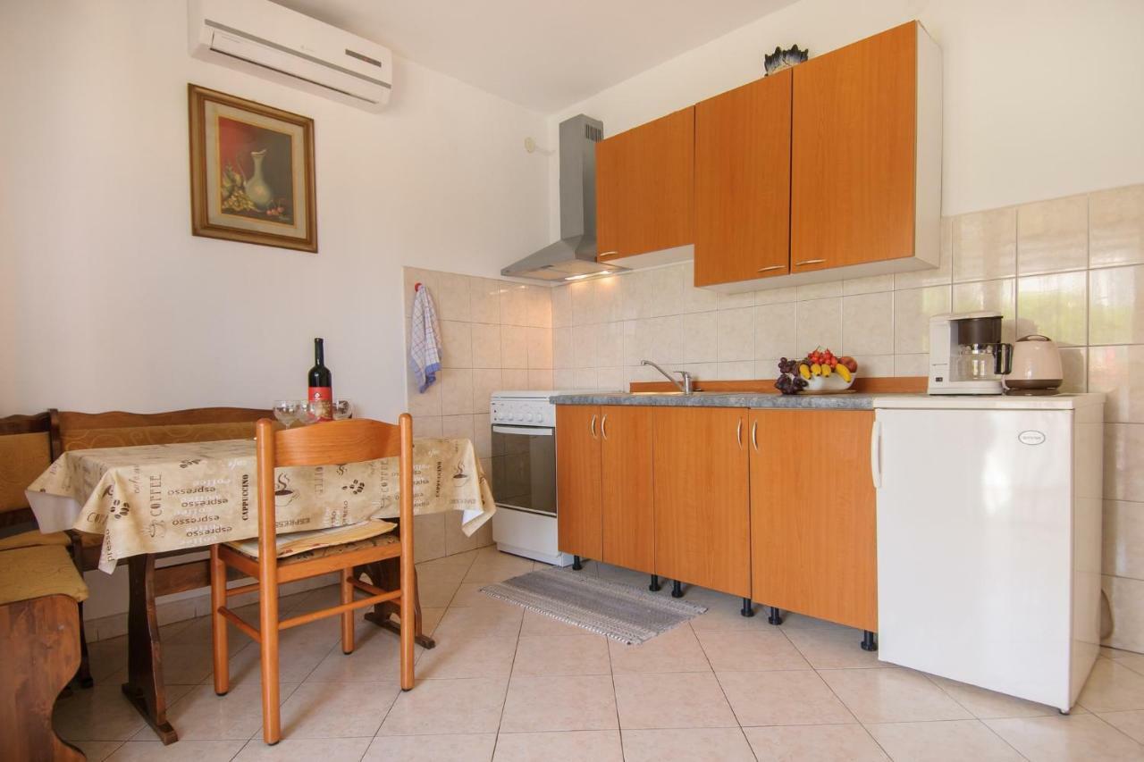 Apartments Nives Пореч Экстерьер фото