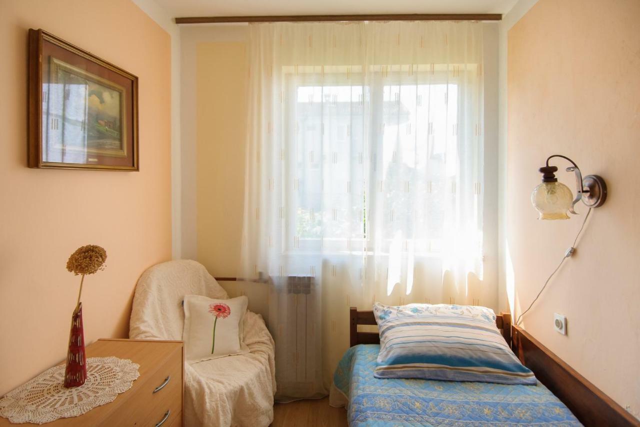 Apartments Nives Пореч Экстерьер фото