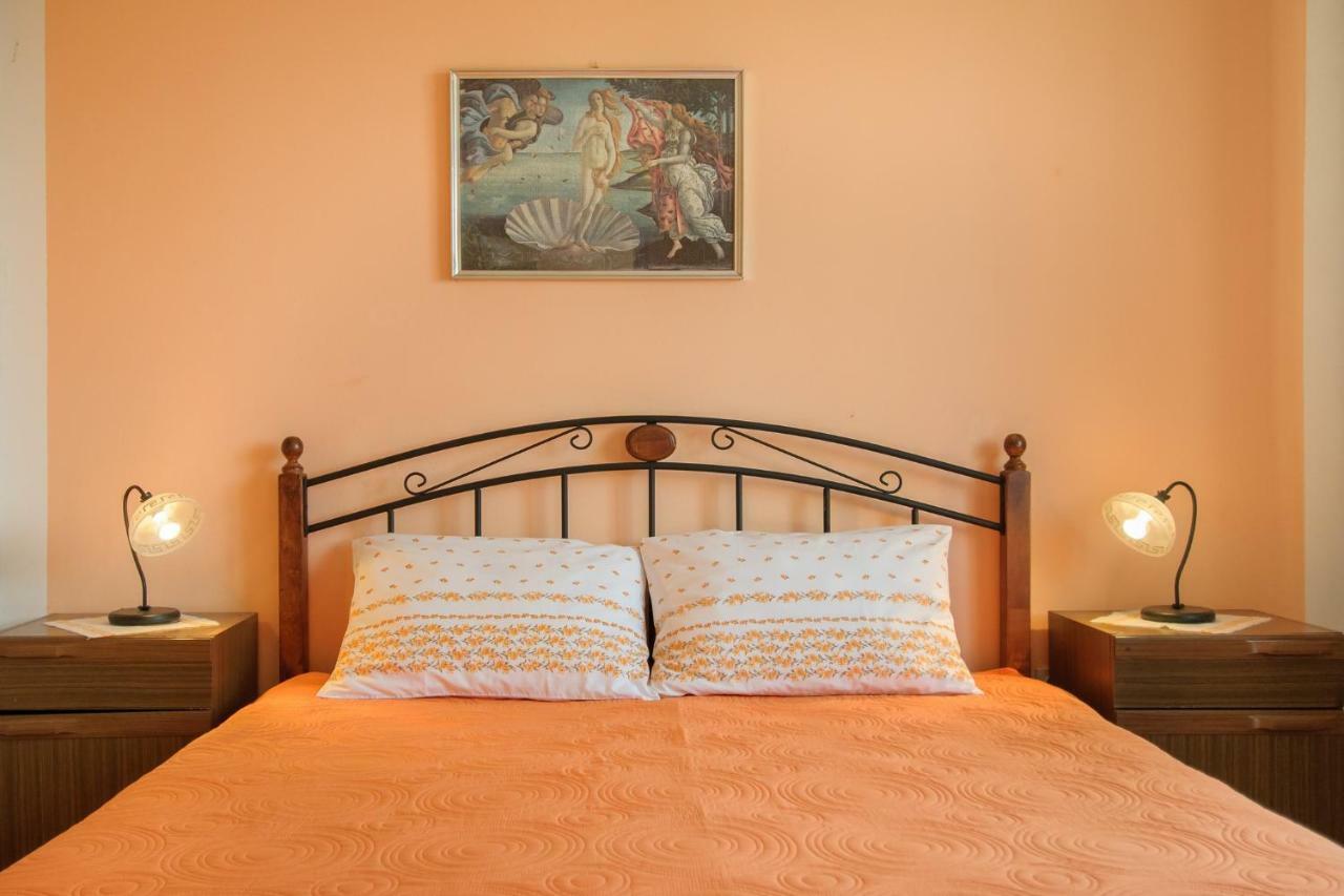 Apartments Nives Пореч Экстерьер фото