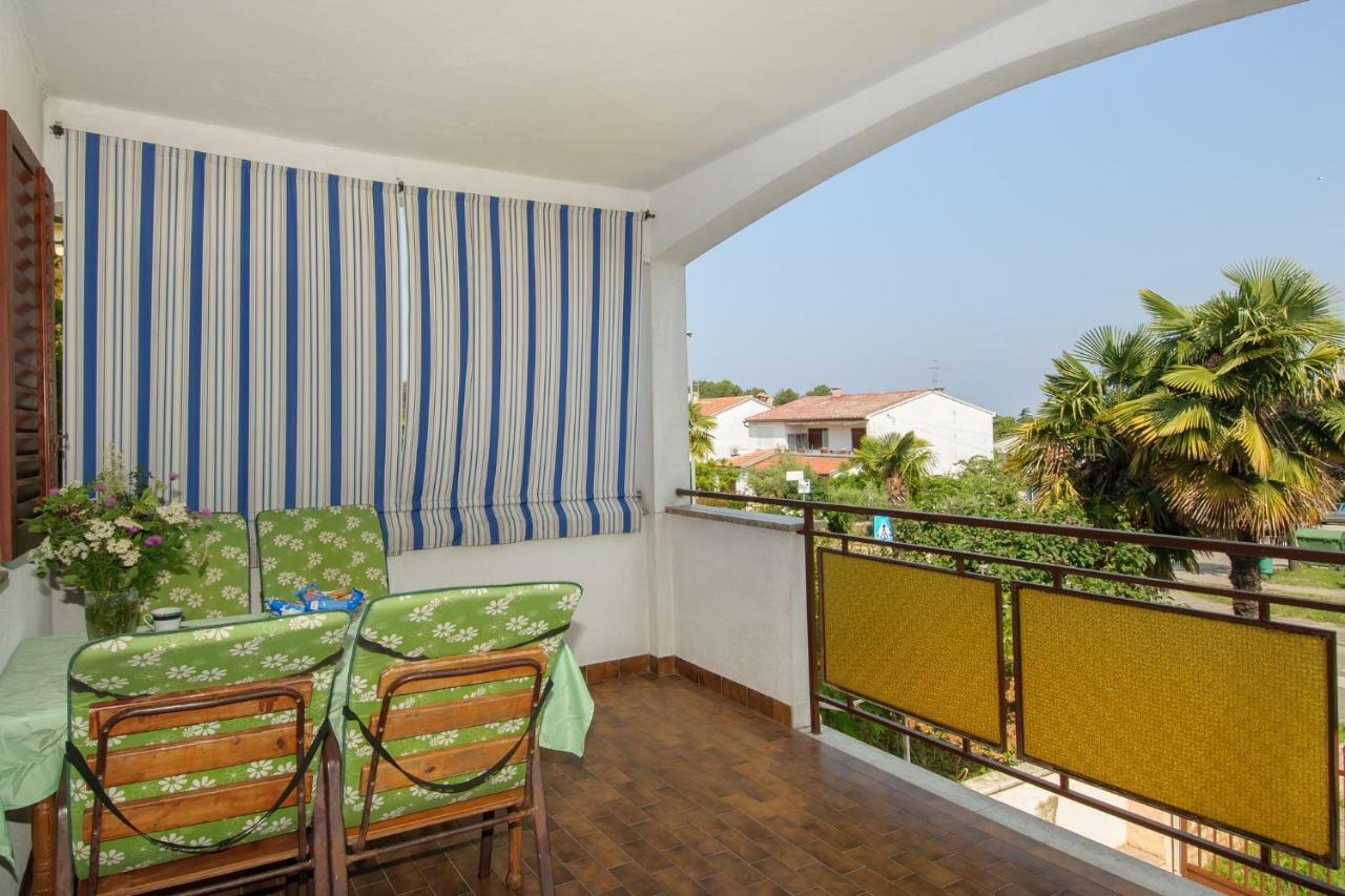 Apartments Nives Пореч Экстерьер фото