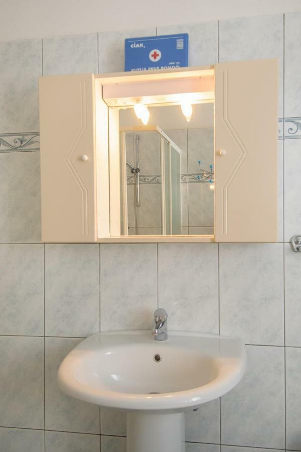 Apartments Nives Пореч Экстерьер фото
